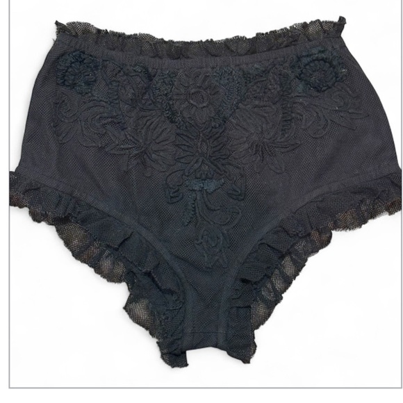 Free People In Bloom Embroidered Bloomers NWOT - Picture 4 of 7